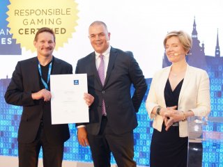 Olifėja Presented with Responsible Gaming Certificate